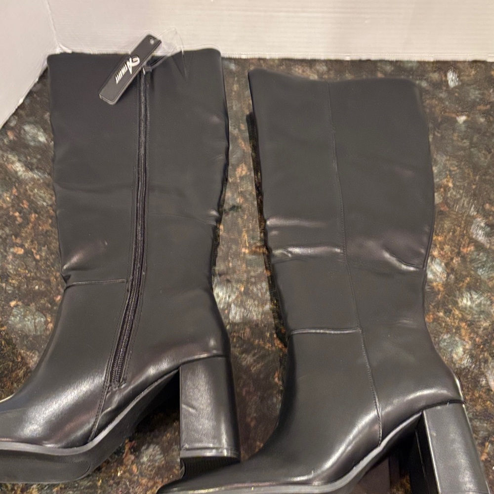 Stylish Black Heeled Boots-NWT